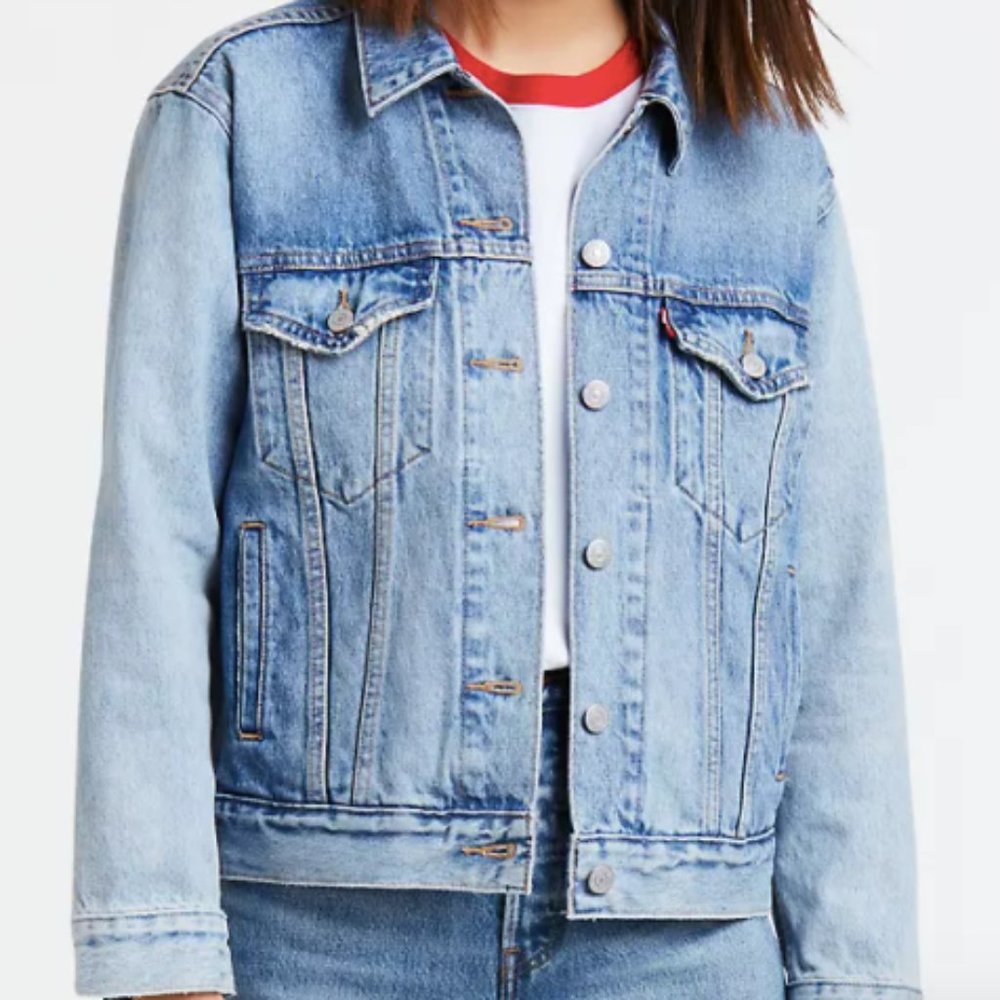 NWT! LEVI'S Ex Boyfriend Trucker Denim Jacket